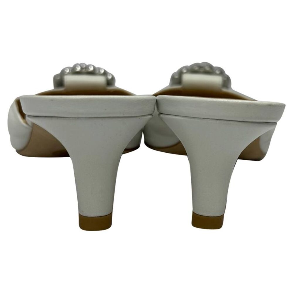 Stuart Weitzman Buckle-Embellished Kitten-Heel Mules in White Leather - Picture 4 of 11